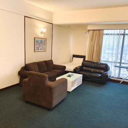 Plaza Apartment At Berjaya Times Square Kl Куала Лумпур Екстериор снимка