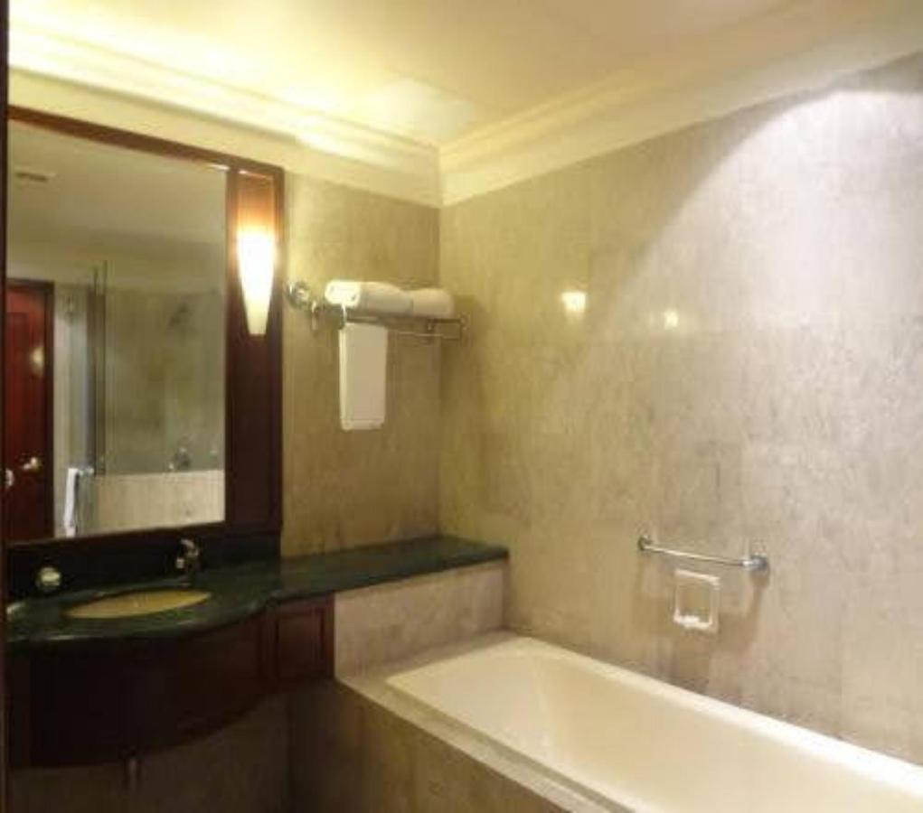 Plaza Apartment At Berjaya Times Square Kl Куала Лумпур Екстериор снимка