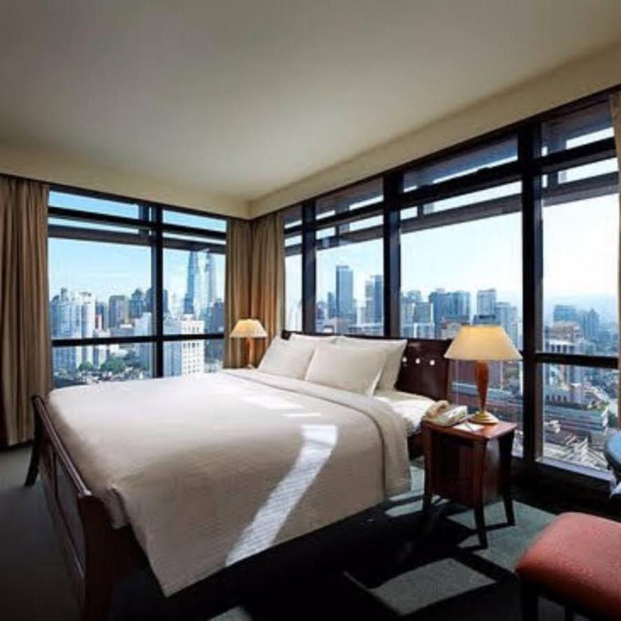 Plaza Apartment At Berjaya Times Square Kl Куала Лумпур Екстериор снимка