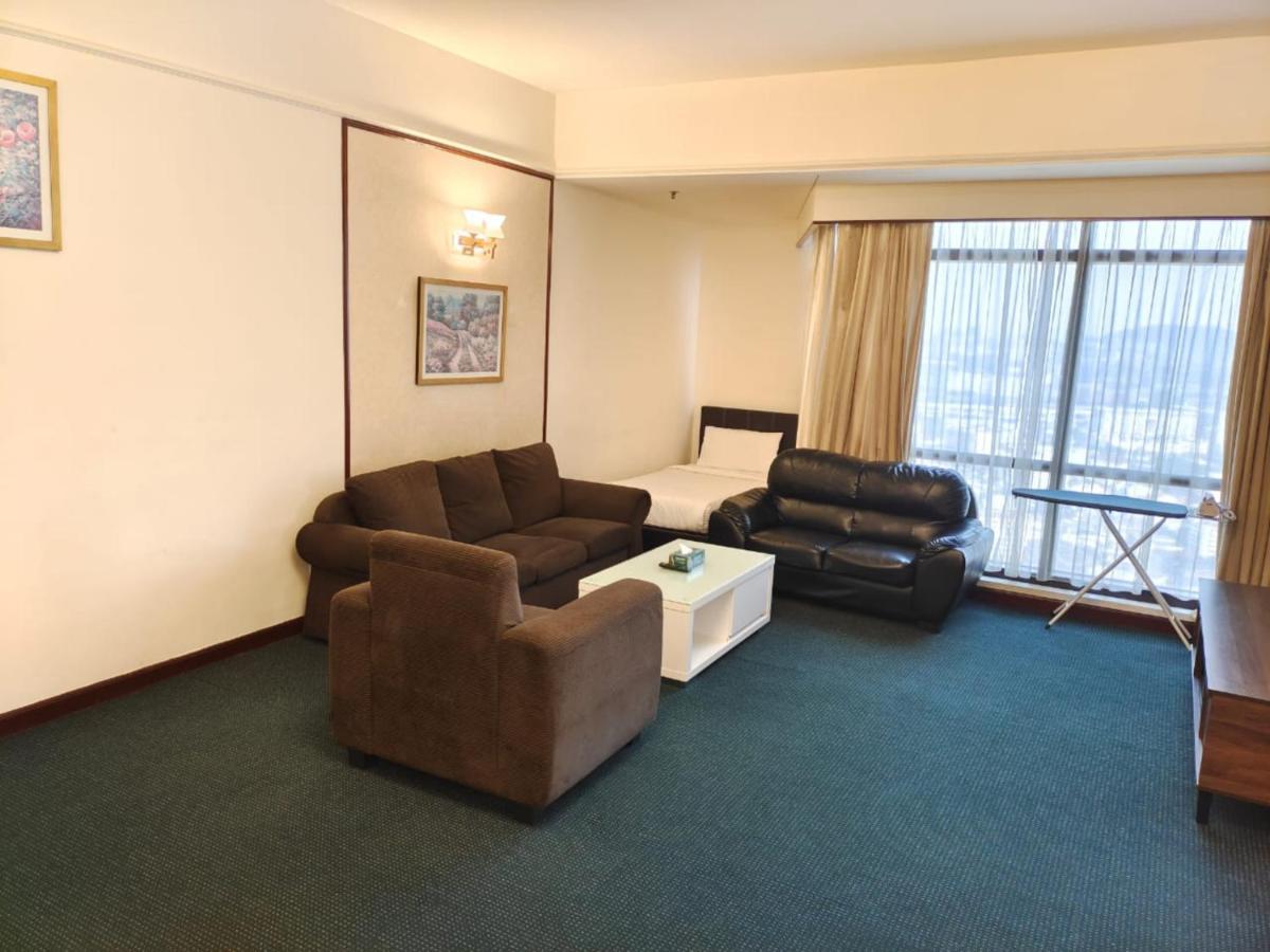 Plaza Apartment At Berjaya Times Square Kl Куала Лумпур Екстериор снимка