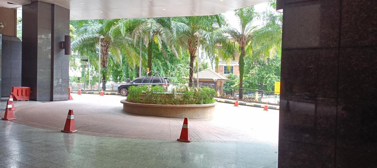 Plaza Apartment At Berjaya Times Square Kl Куала Лумпур Екстериор снимка